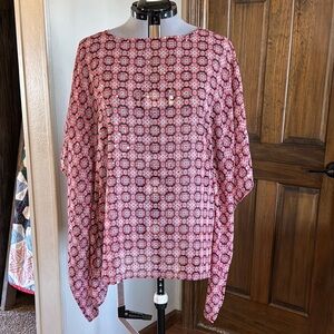 Susan Graver Red, Silver, Black Geometric Print Top Size Medium